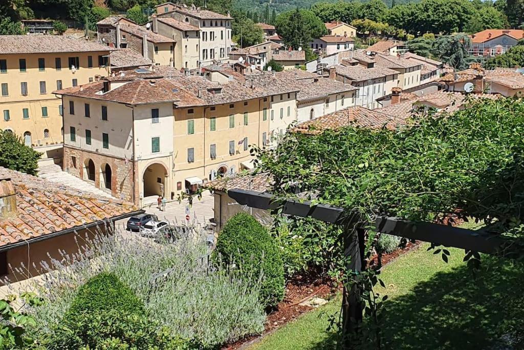 La Casa Maestri A Cetona Villa Bagian luar foto